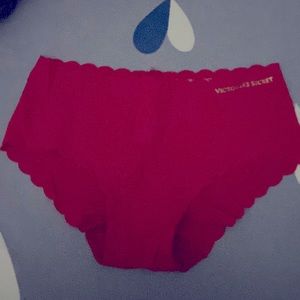 Victoria’s Secret Scallop Hiphugger Panty
